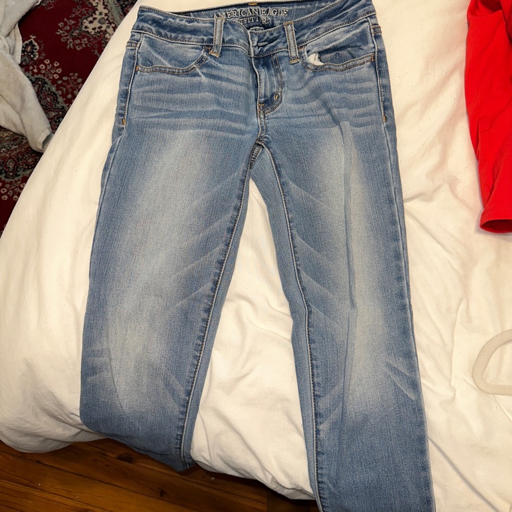 Light wash skinny jeans